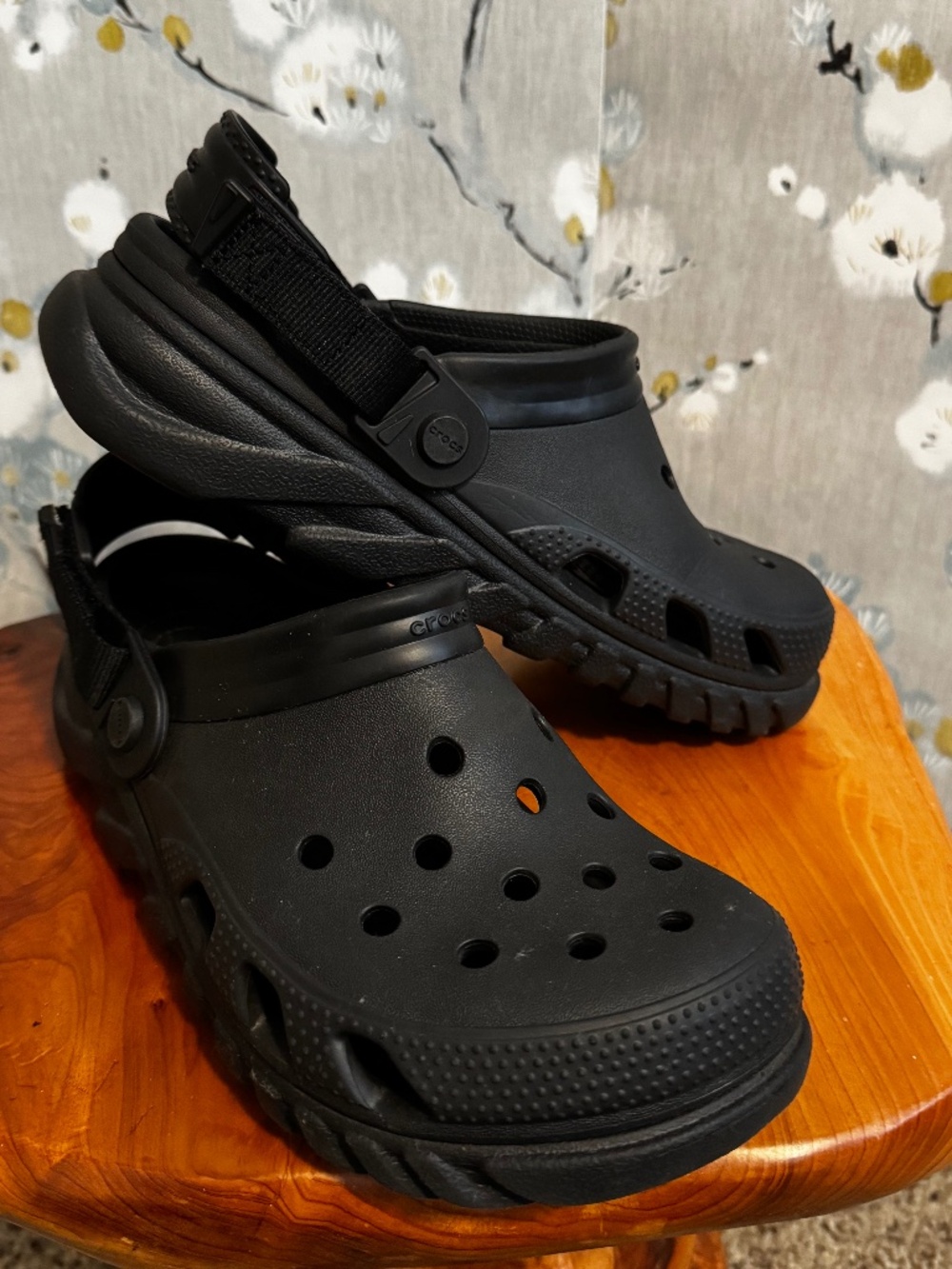 Crocs Women's Duet Max Clog in Black